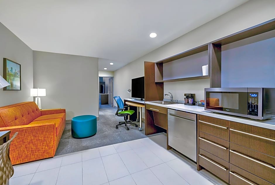 Home2 Suites by Hilton Minneapolis Downtown