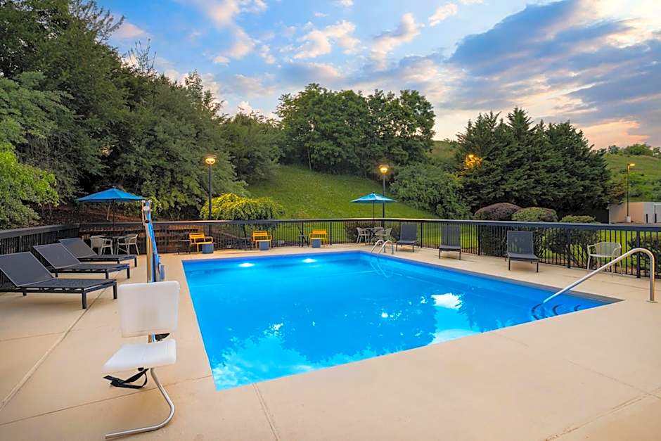 Hampton Inn Staunton