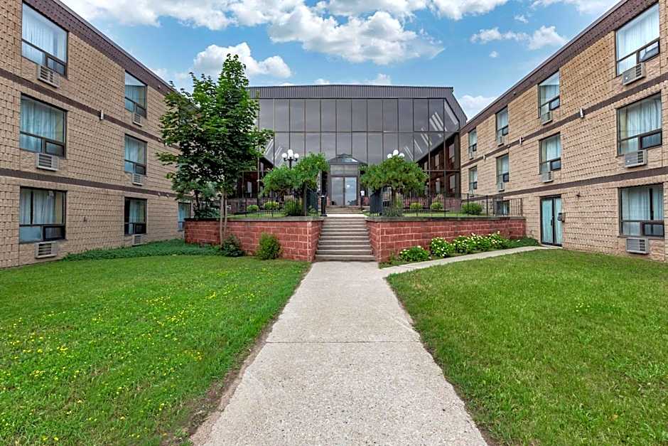 Quality Inn & Conference Centre
