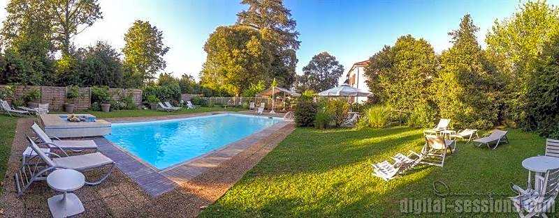 Hotel La Flambee