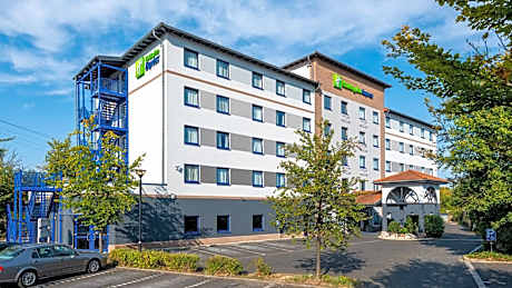 Holiday Inn Express Cologne Troisdorf By IHG