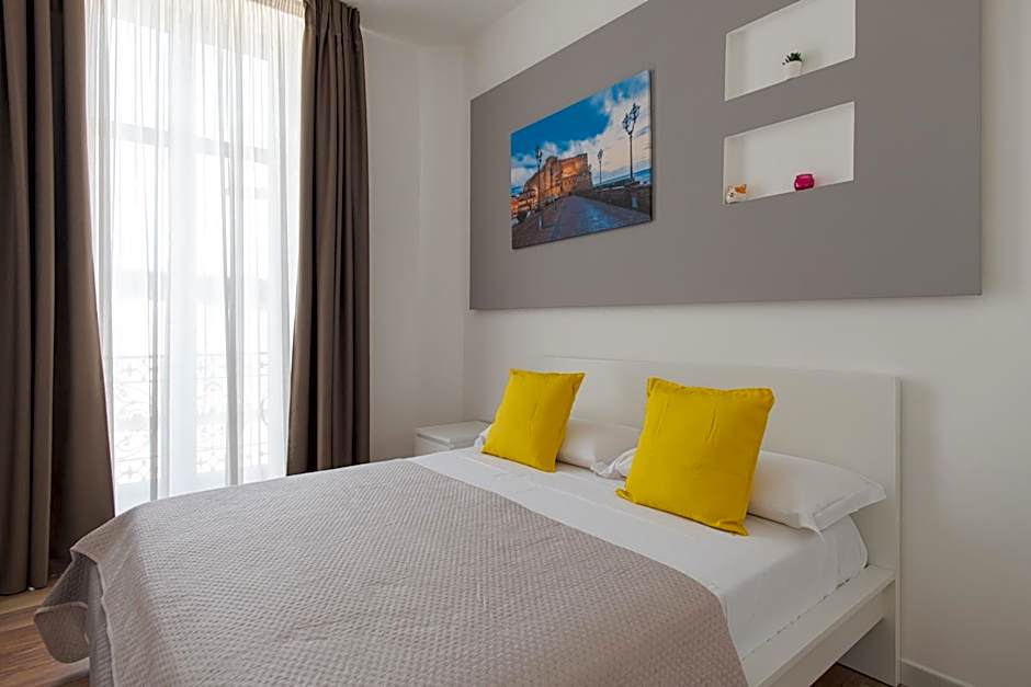 Naples Gateway Rooms