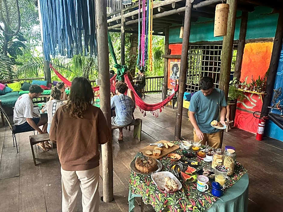 ReMo Treehouse Hostel