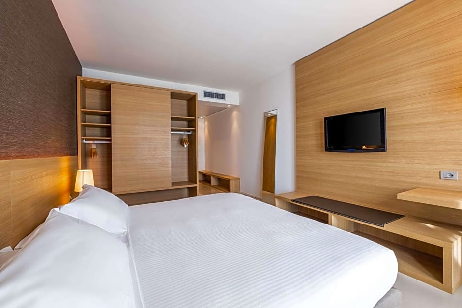 Photo 1 of 4 of Double or Twin Room