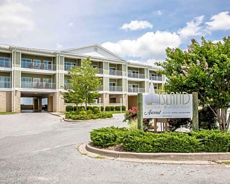 Island Inn & Suites, Ascend Hotel Collection