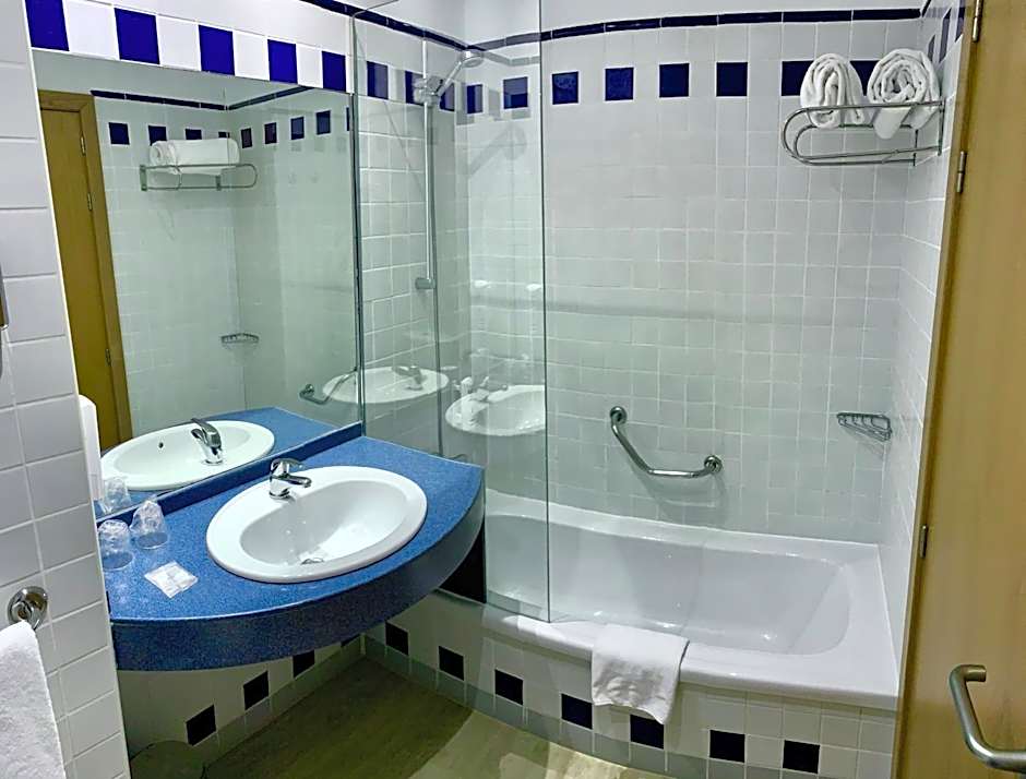 Holiday Inn Express Ciudad de las Ciencias By IHG