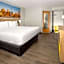 Days Inn & Suites by Wyndham Albany