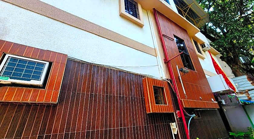 Bhammar's Inn - A Pure Vegetarian Hotel