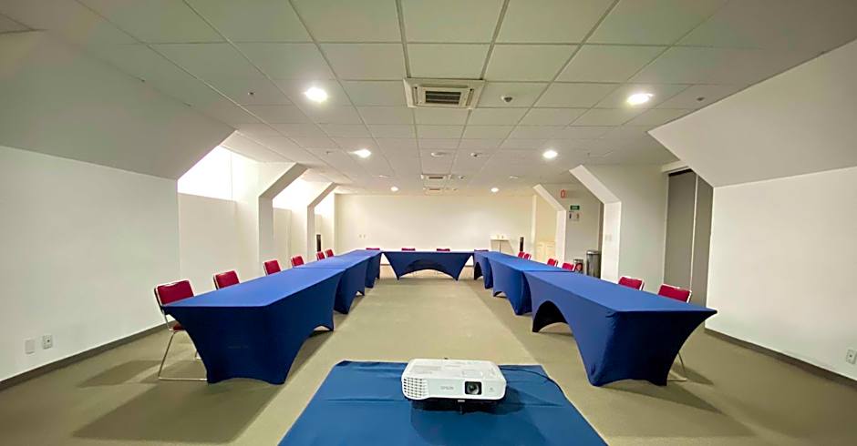 Hotel MX Forum Buenavista