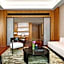 HUALUXE Ningbo Harbor City By IHG