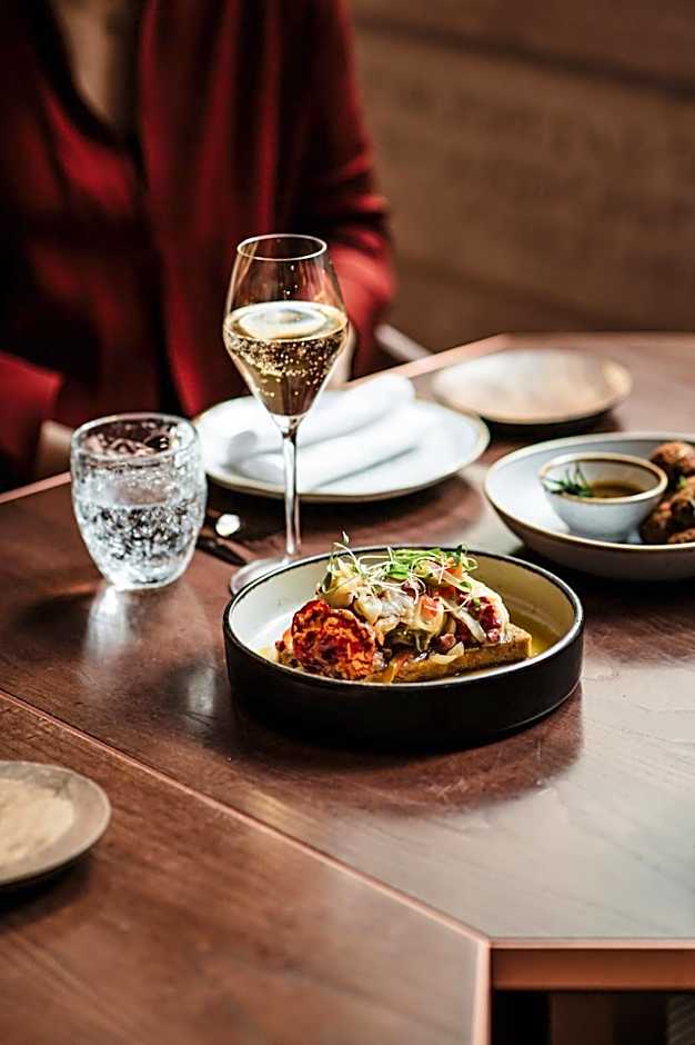 Vignette Collection Convent Square Lisbon By IHG