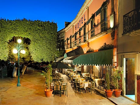 Hotel Posada Santa Fe
