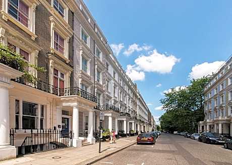 Astor Kensington Hostel