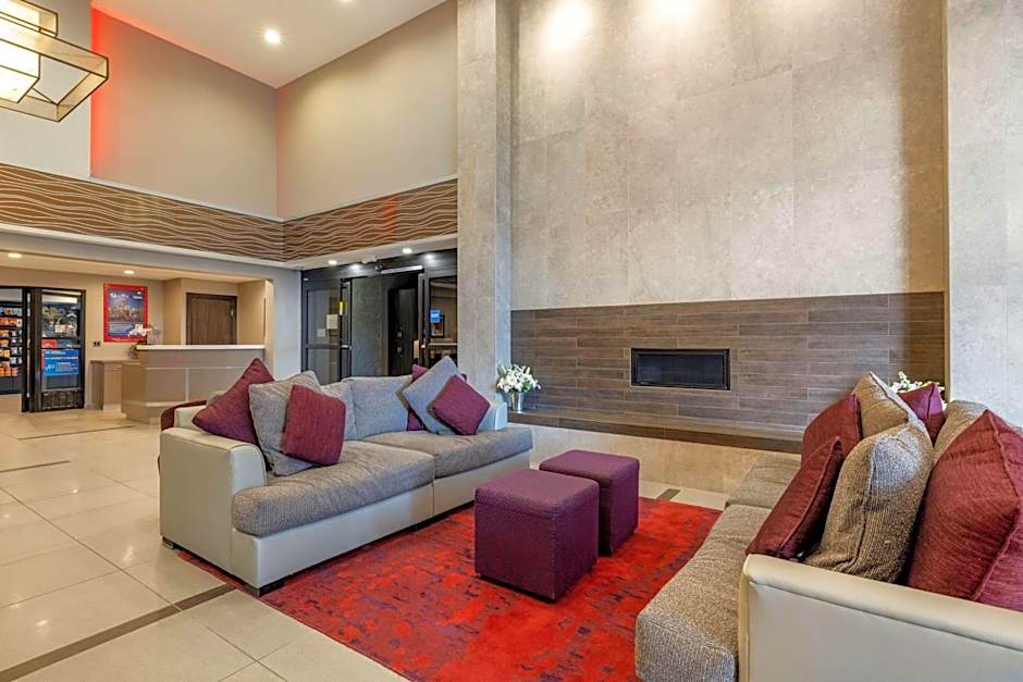 Best Western Plus Park Place Inn - Mini Suites