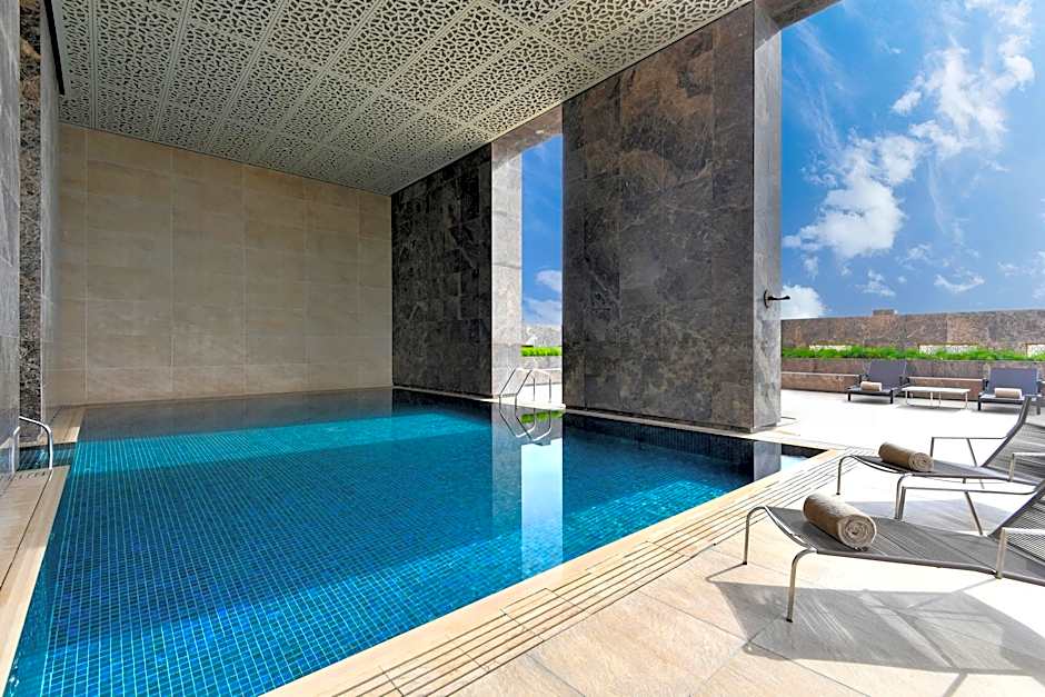 voco Doha West Bay Suites By IHG