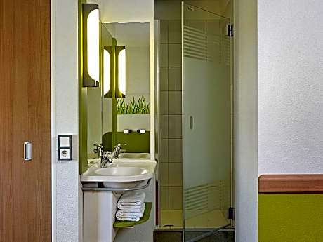 Double Room With Two Separated Beds