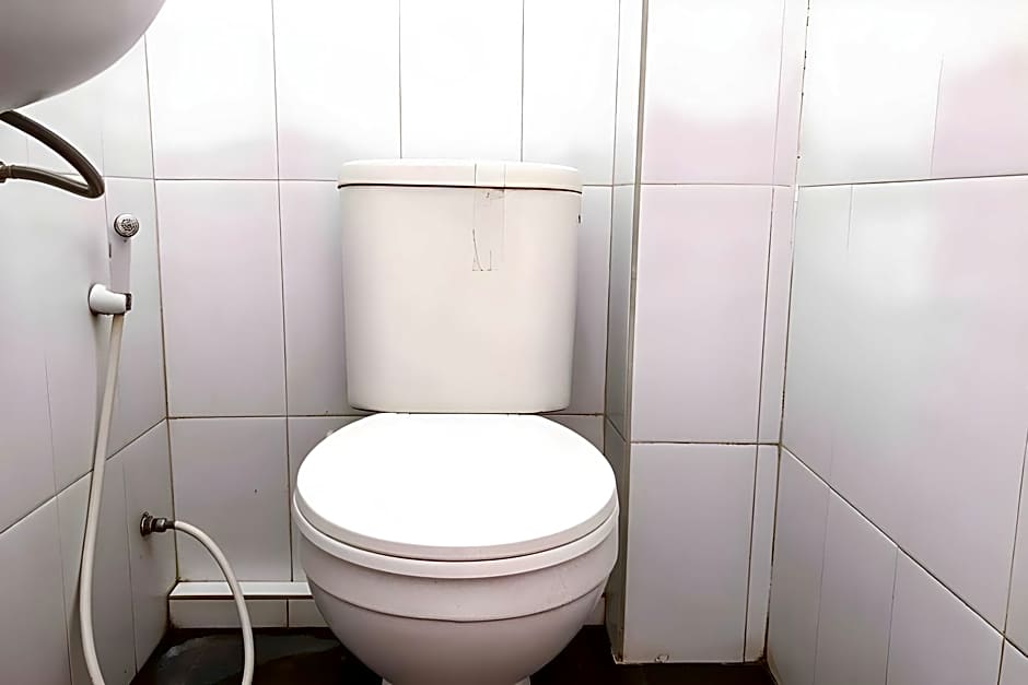 RedDoorz near Eco Green Park Batu