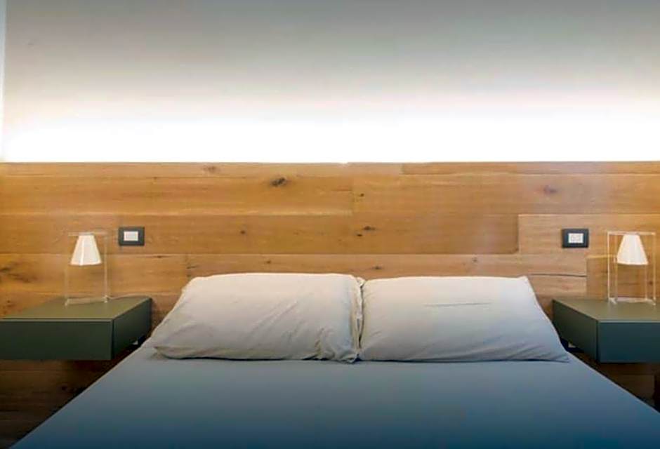 Photo 1 of 33 of Double Room
