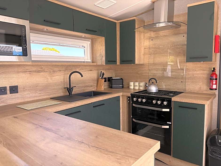 Linwater Caravan Park - Luxury Lodges and Static Caravans near Edinburgh