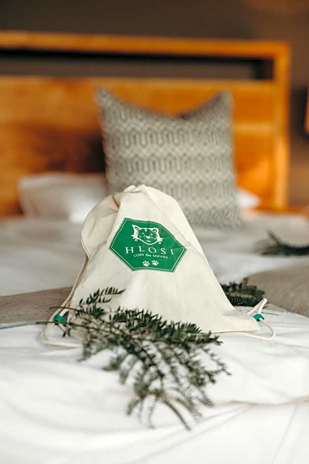 Hlosi Game Lodge - Amakhala Game Reserve