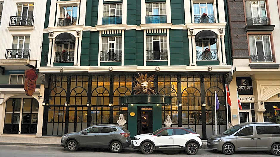 Elite World Nest Van