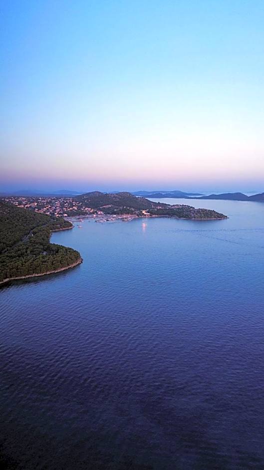 Mobilhome Pakoštane Sea and Sun