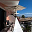 Infinity blue beach apartments - Renovated Apartments 2 Minutes from the Sea & Pool with Scenic Views