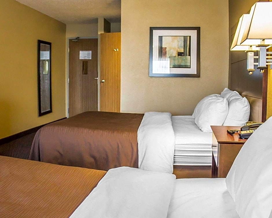 Quality Inn & Suites Sturgeon Bay 