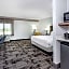 LaQuinta Suites by Wyndham South Bend Notre Dame Area