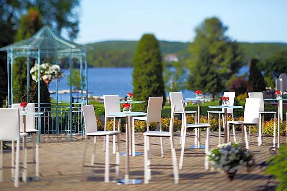 Auberge du Lac-à-l'Eau-Claire