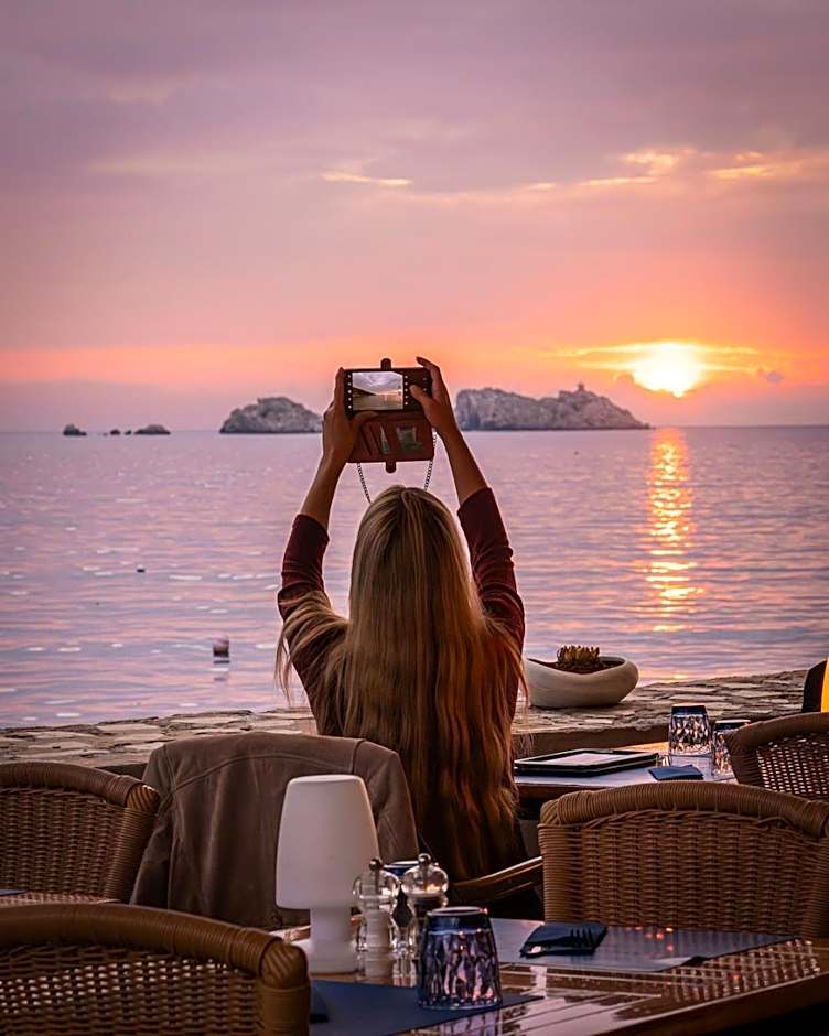 Boutique & Beach Hotel Villa Wolff