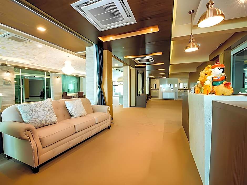 Blue Sky Residence Airport