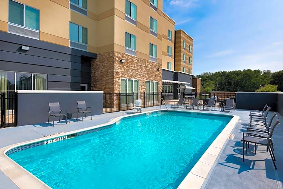 Fairfield Inn and Suites by Marriott Charlotte Monroe