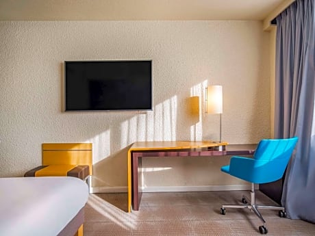 Classic Double Room with Sofa