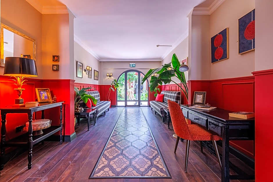 Lill Maison Hotel & City Club