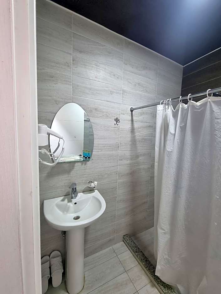 MAHALI HOTEL
