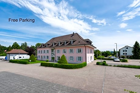 Bären Self Check-in Hotel