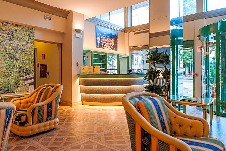 Crystal Hotel Varese