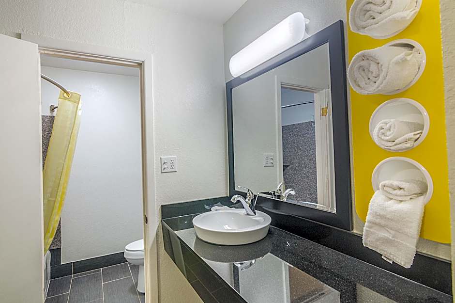 Motel 6-Childress, TX