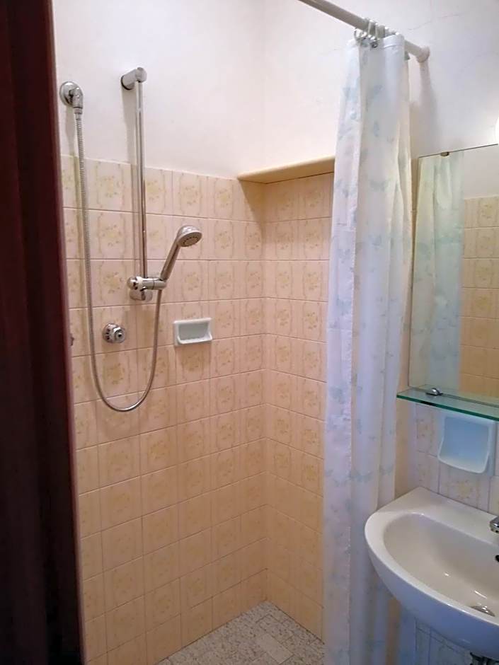 Hotel Devon Rooms & Breakfast