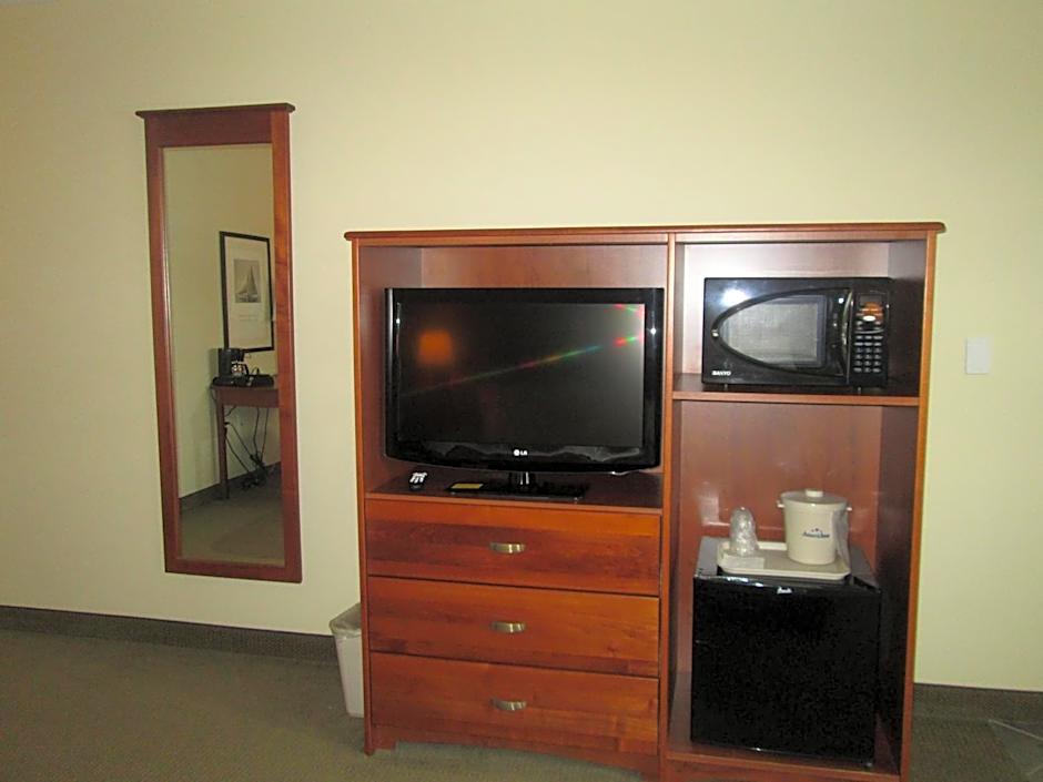 AmericInn by Wyndham Charlevoix