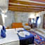 Elegance Cave Suites