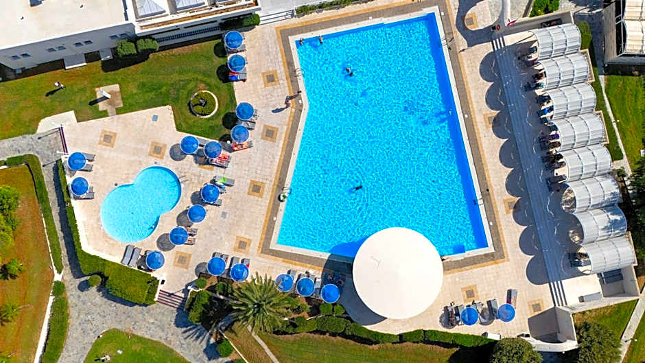 Mare Blue Hotel