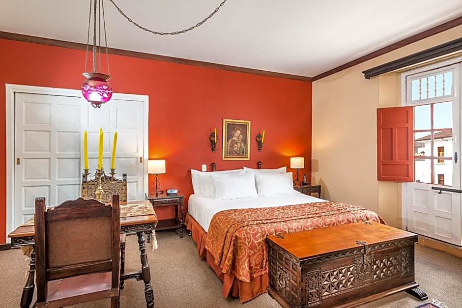 Hotel Dann Monasterio