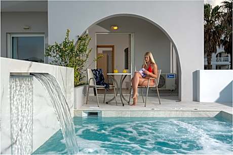 DELUXE SPA SUITE WITH PRIVATE POOL