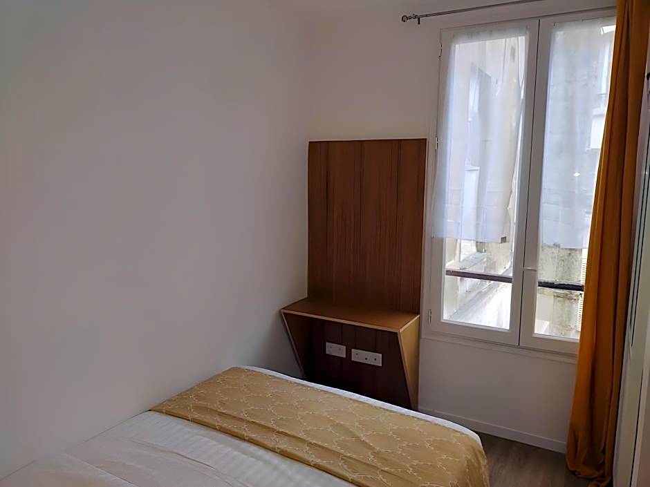 HOTEL DUPLEIX
