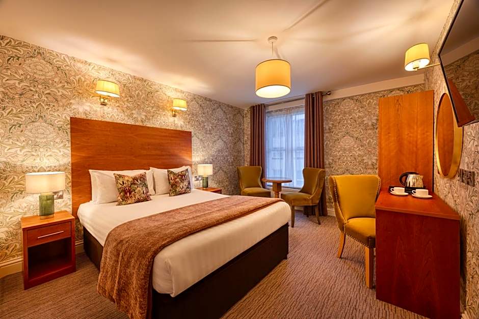 Castle Hotel