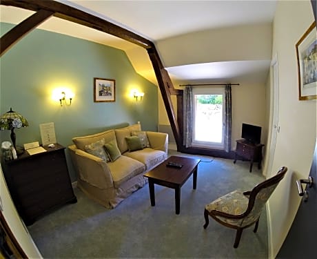 suite-suite-ensuite with shower-terrace