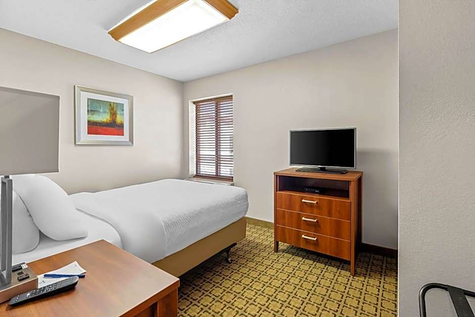 Clarion Inn Cranberry Township