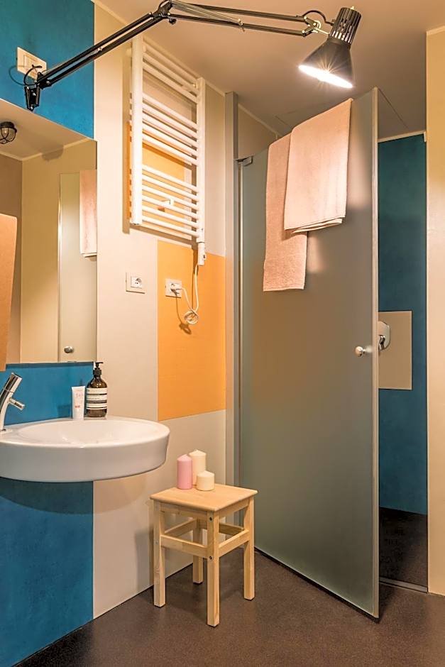 Un posto a Milano - guesthouse all'interno di una cascina del 700